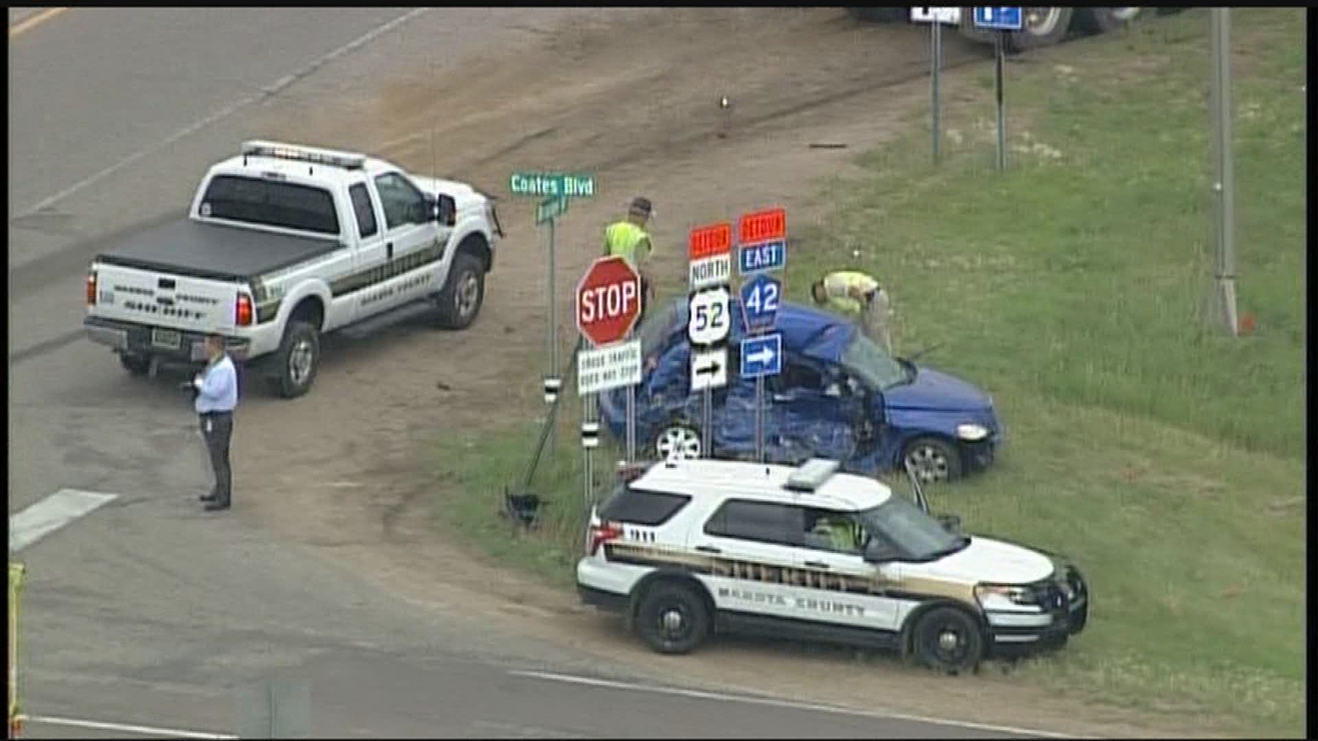 1 killed in Dakota Co. crash